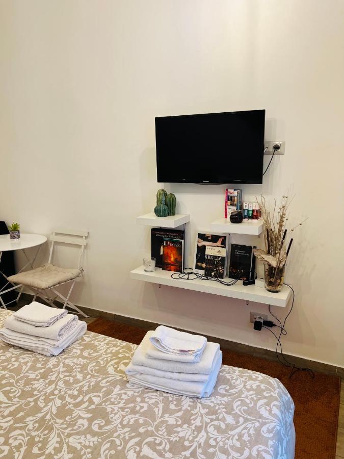 Lorenzo'S Art Studio 2 那不勒斯 外观 照片